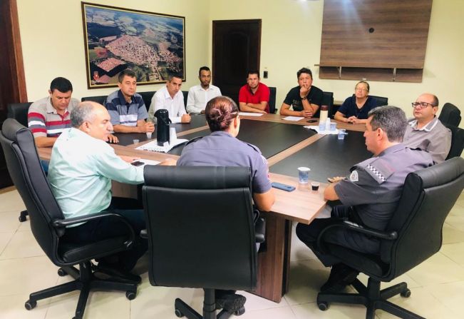 Reunião sobre segurança pública